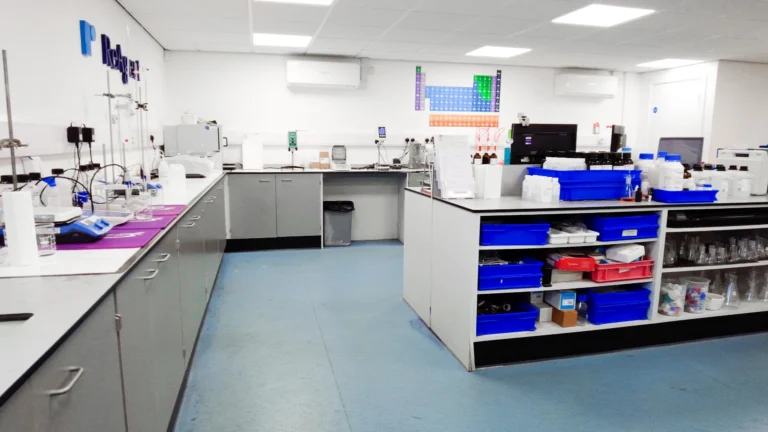 بهترین آزمایشگاه در میدان آرژانتین تهران